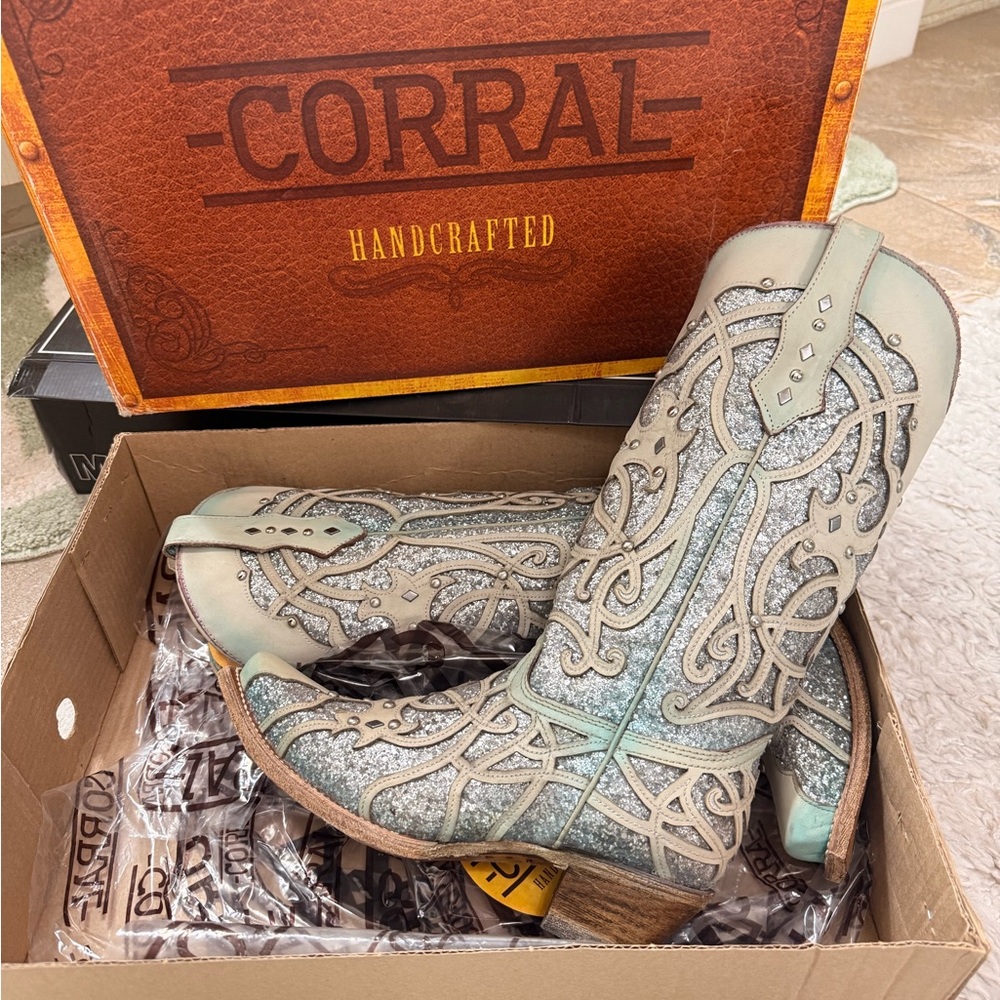 Corral Intricate Light Blue and Tan Boots